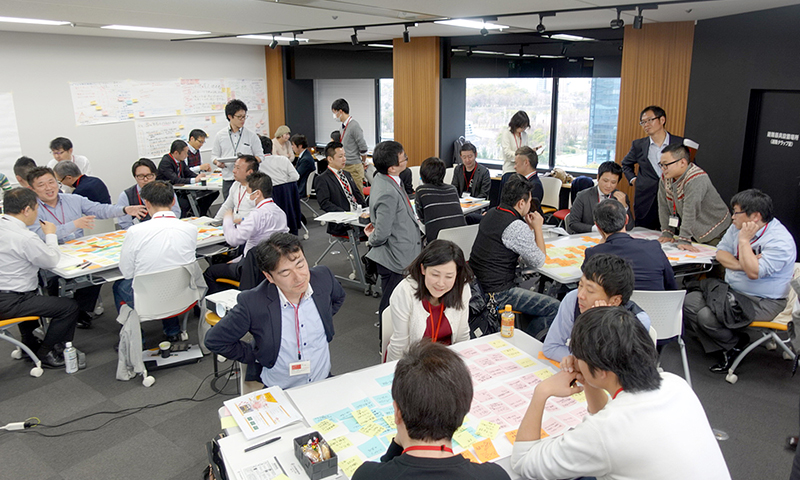 様々な場所からOBPエリアへ人が集まる