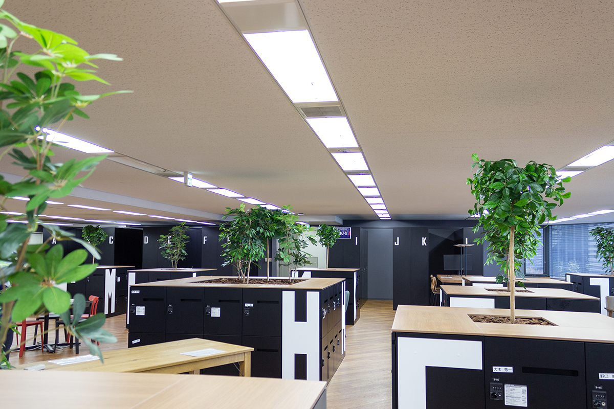 出社はまずここへ。ストレージ事業開発部の共用ユーティリティ