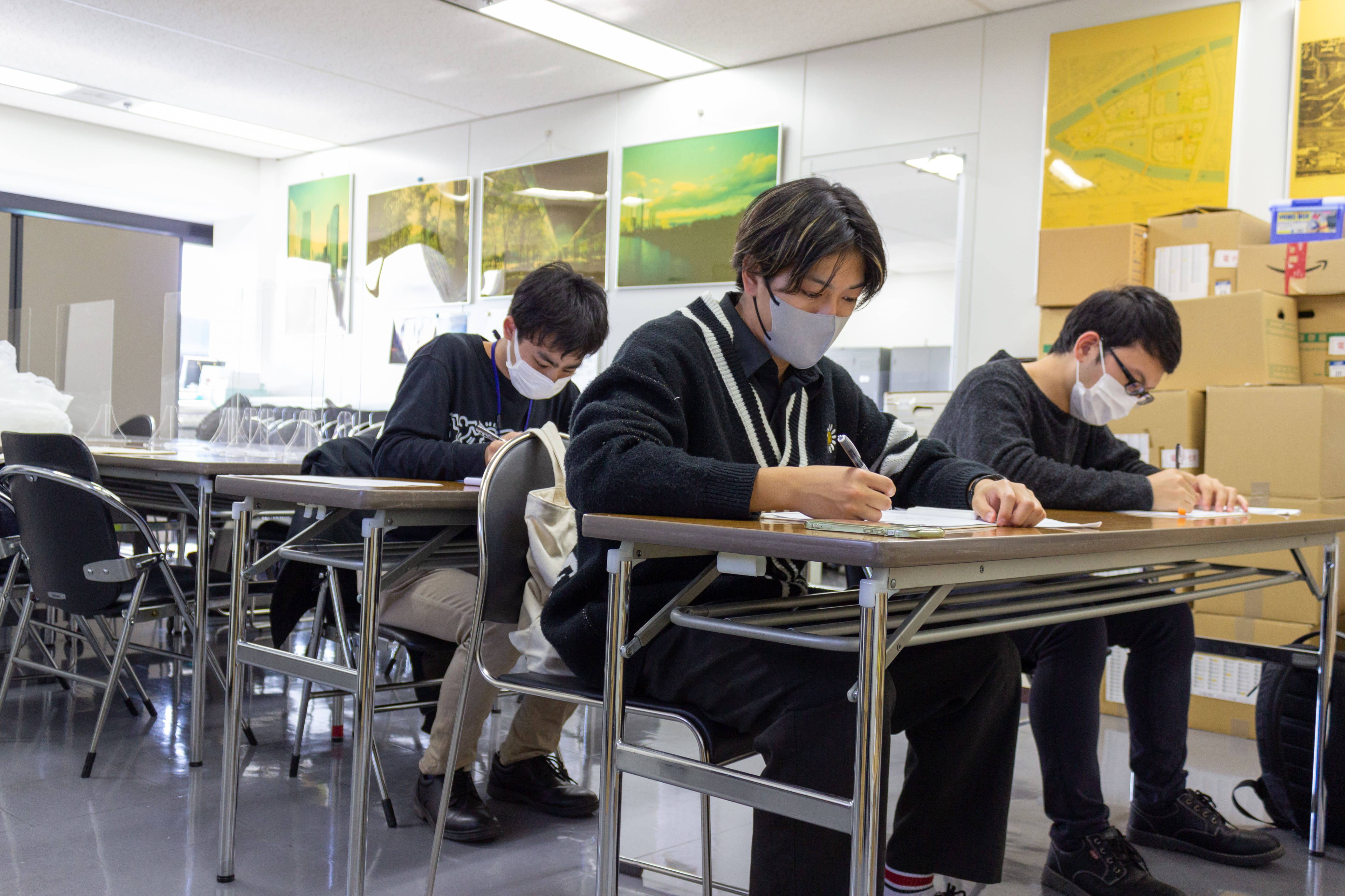 ツイン21MIDタワー31F会議室